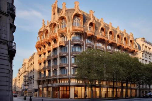 Haussmann-Revival-Building-3